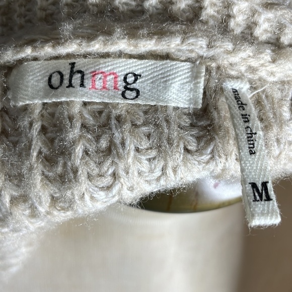 OHMG Knit Split Cold Shoulder Long Sleeve Beige Cardigan Size M - Picture 6 of 6
